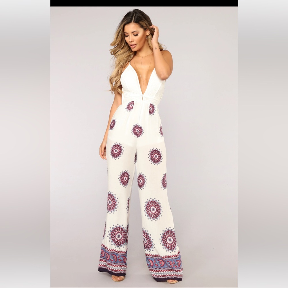 Fashion nova Crochet Jumpsuit Ivory Large